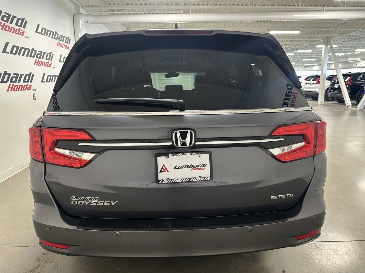 2023 Honda Odyssey Touring Image principale