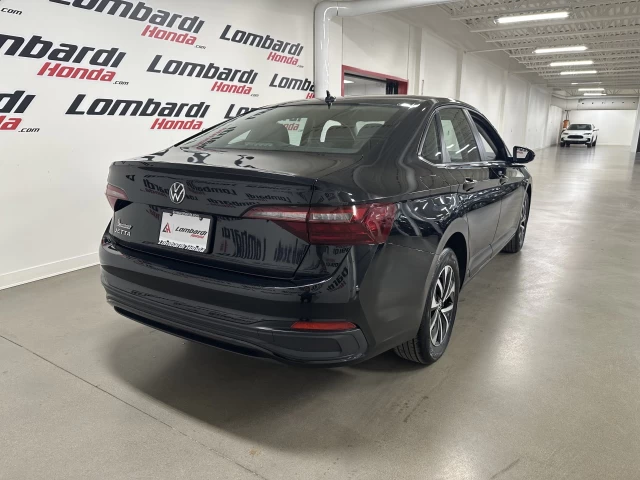 Volkswagen Jetta Trendline 2024