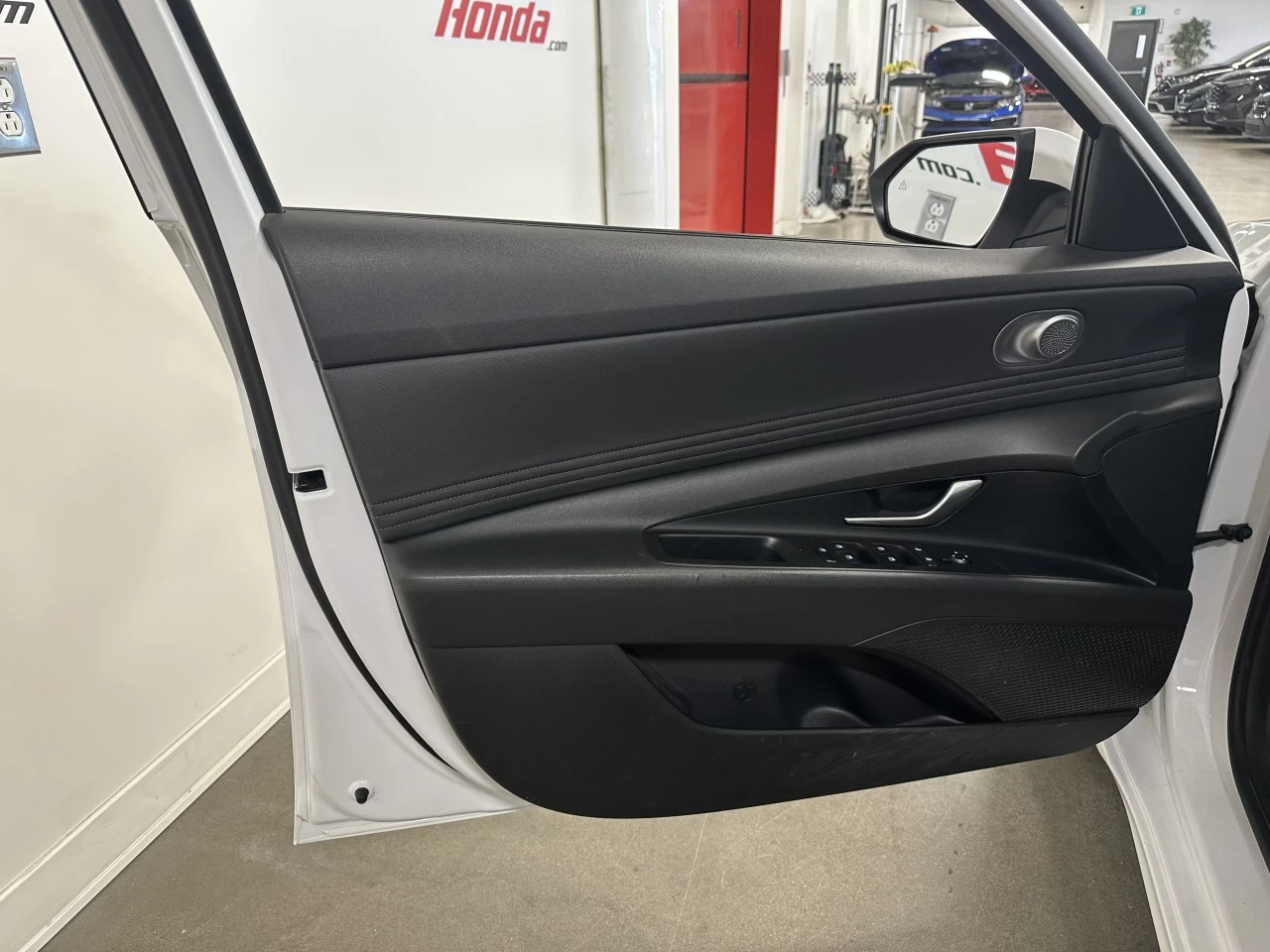 2021 Hyundai Elantra
                                                    Preferred Image principale