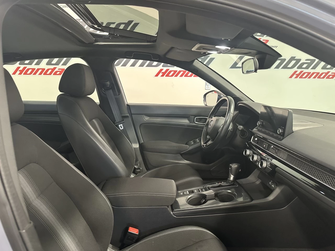2022 Honda Civic Sport Image principale