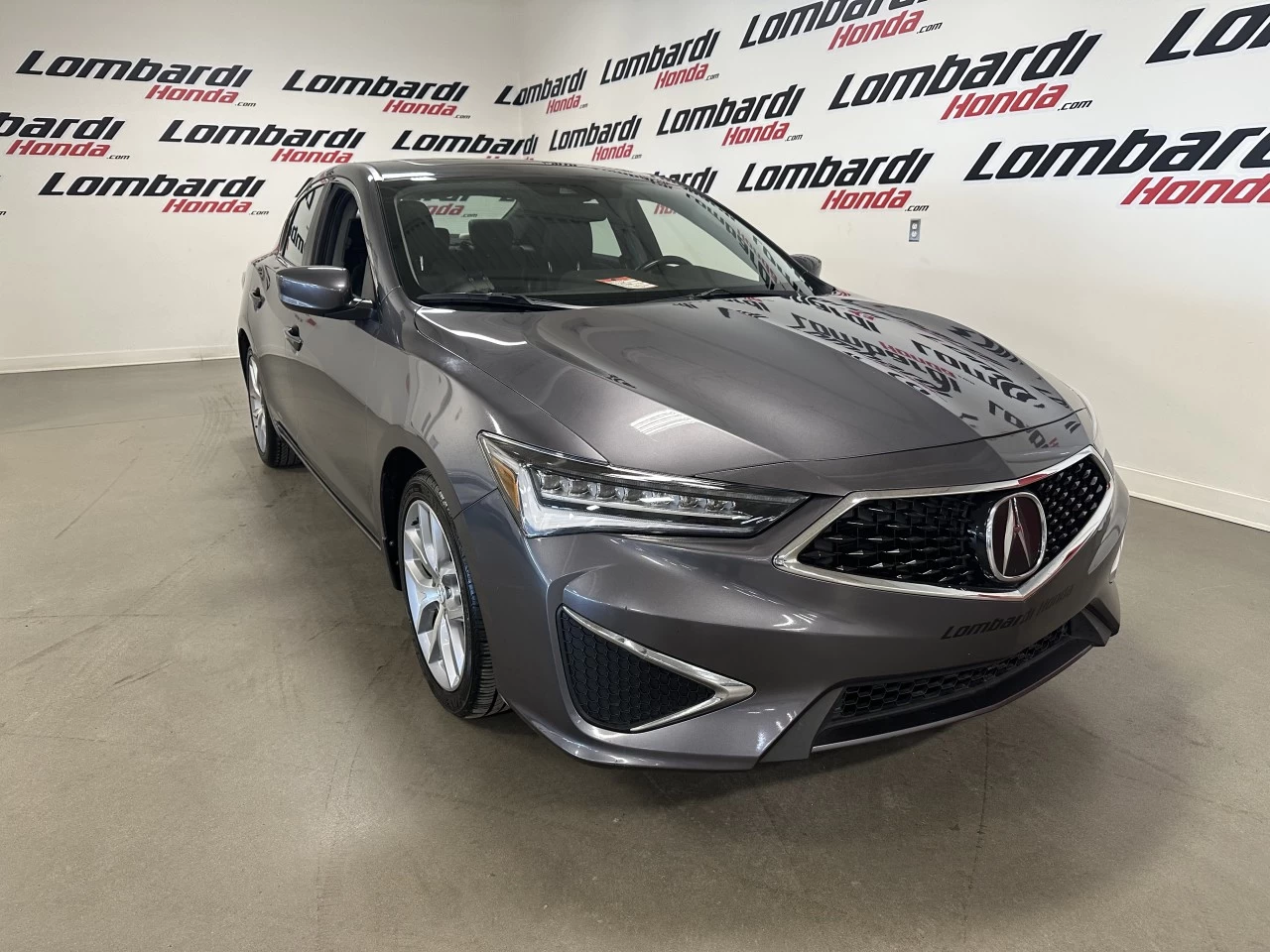 2019 Acura ILX Sedan https://www.lombardihonda.com/resize/b990ff35b810a3abc0cc817b2ca24889-1