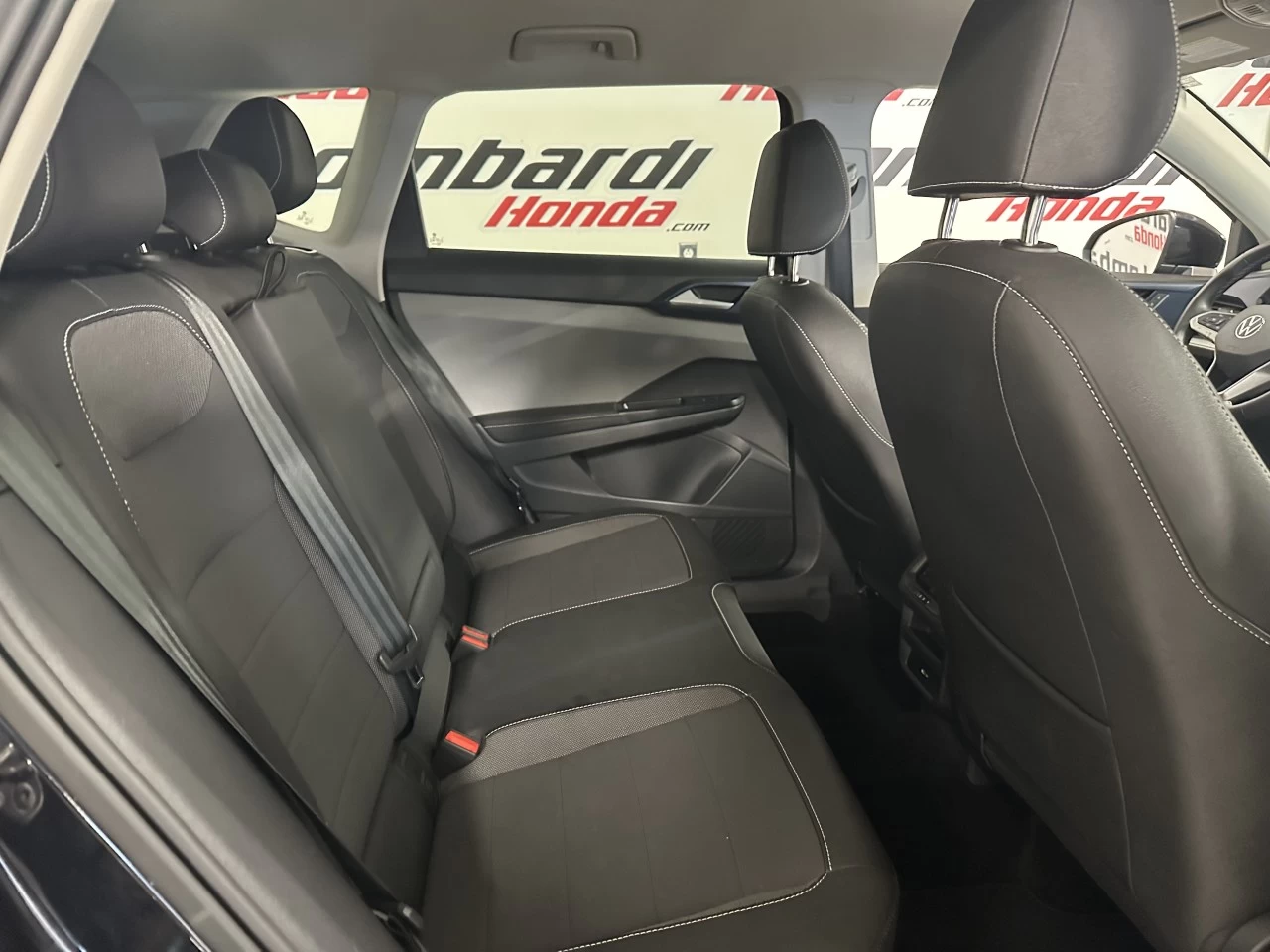 2024 Volkswagen Taos Comfortline Main Image