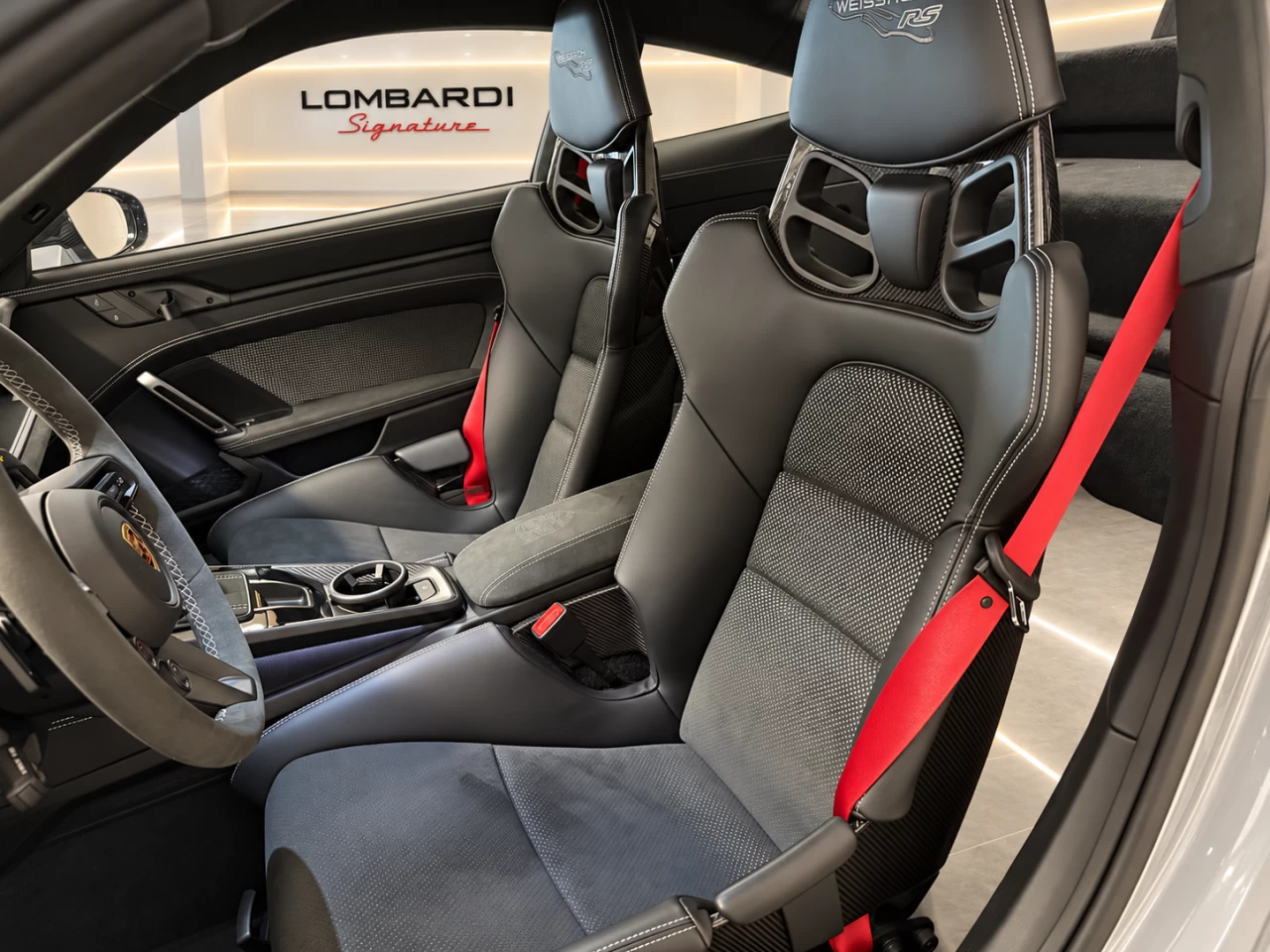 2025 Porsche 911 GT3 RS Main Image