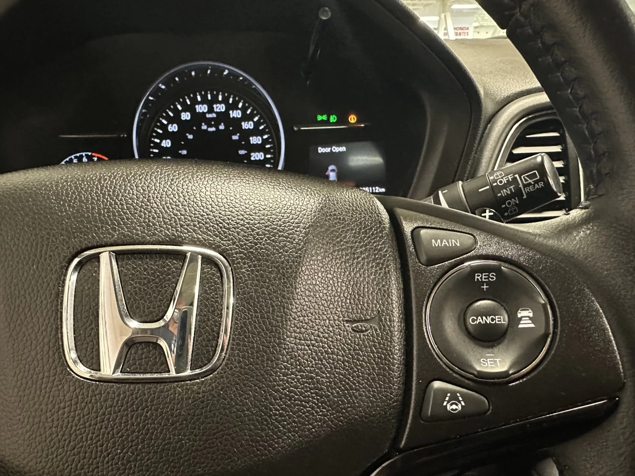 2019 Honda HR-V Touring Main Image