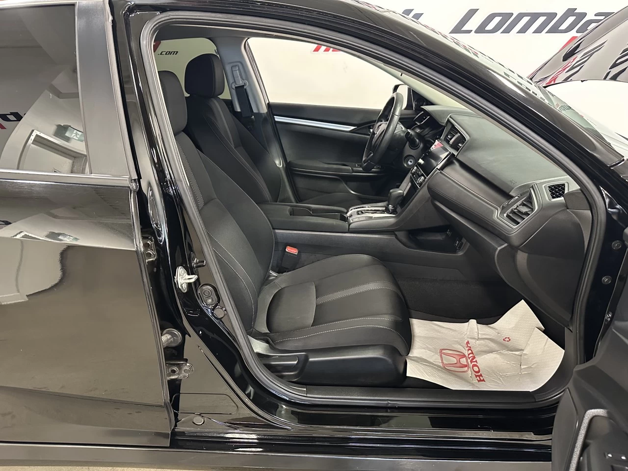 2020 Honda Civic LX https://www.lombardihonda.com/resize/b990ff35b810a3abc0cc817b2ca24889-1