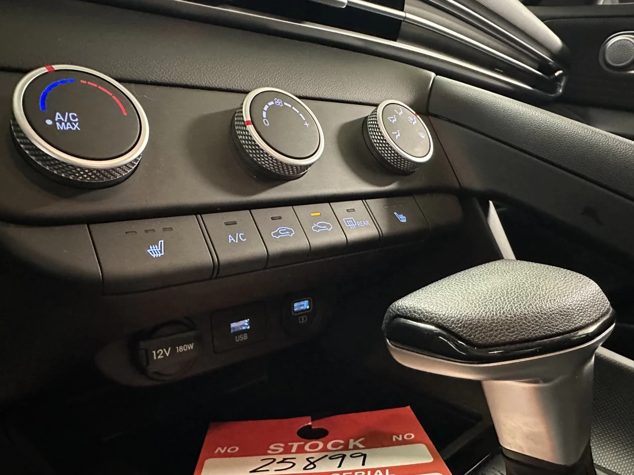 2022 Hyundai Elantra
                                                    Essential Image principale