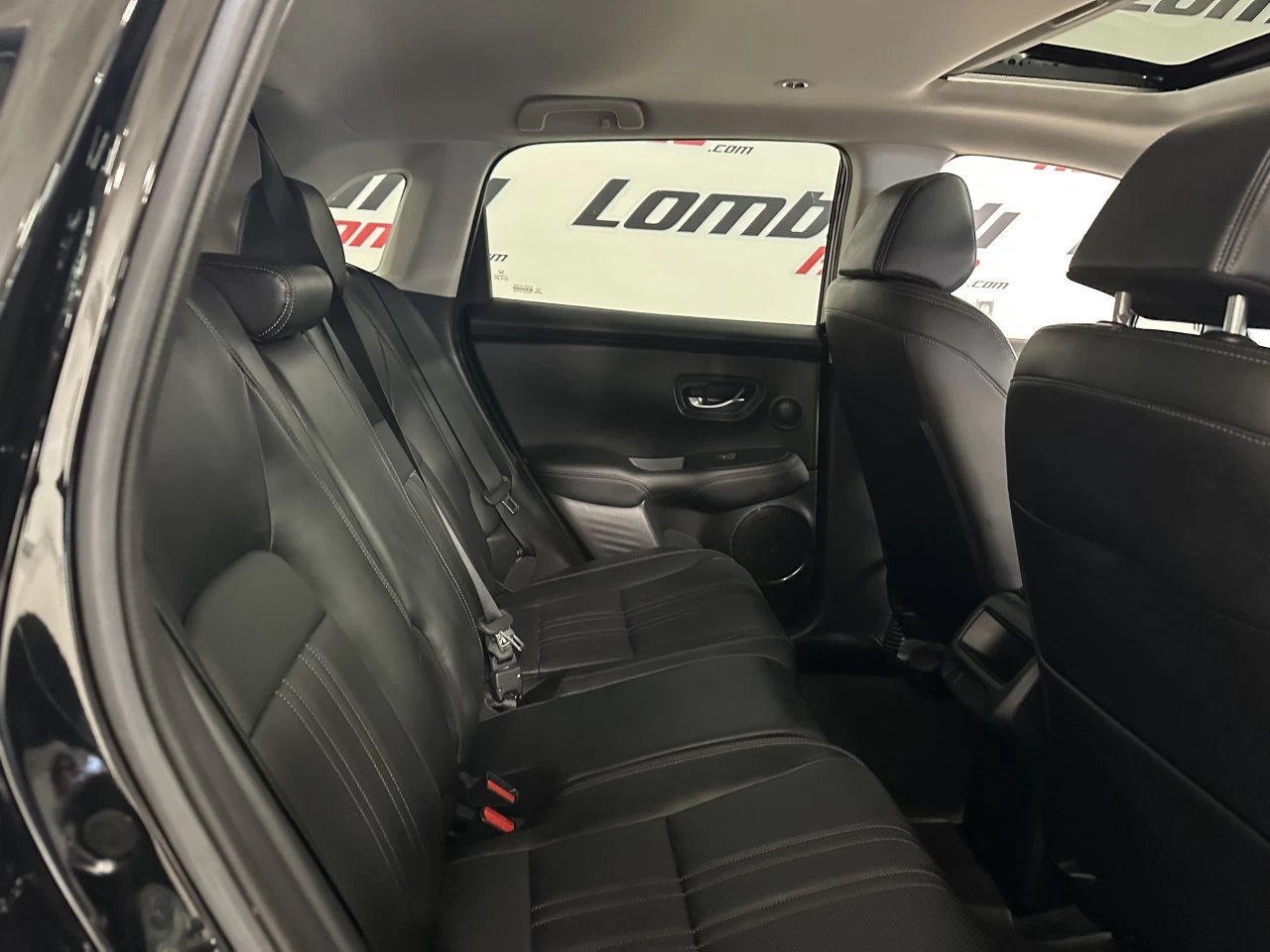 2023 Honda HR-V EX-L Navi Main Image