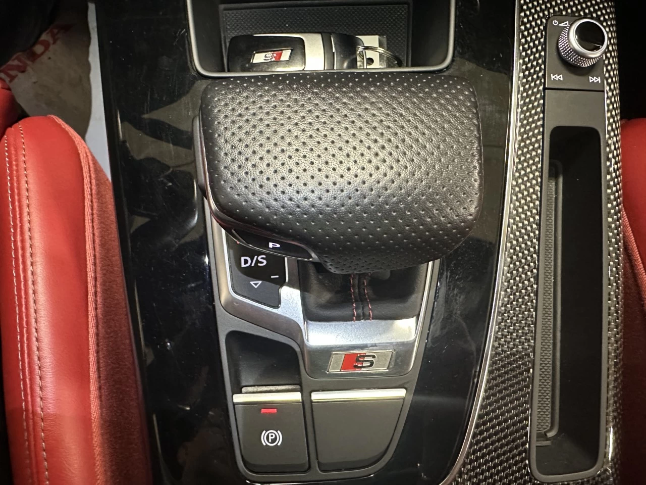 2022 Audi SQ5 Progressiv Main Image