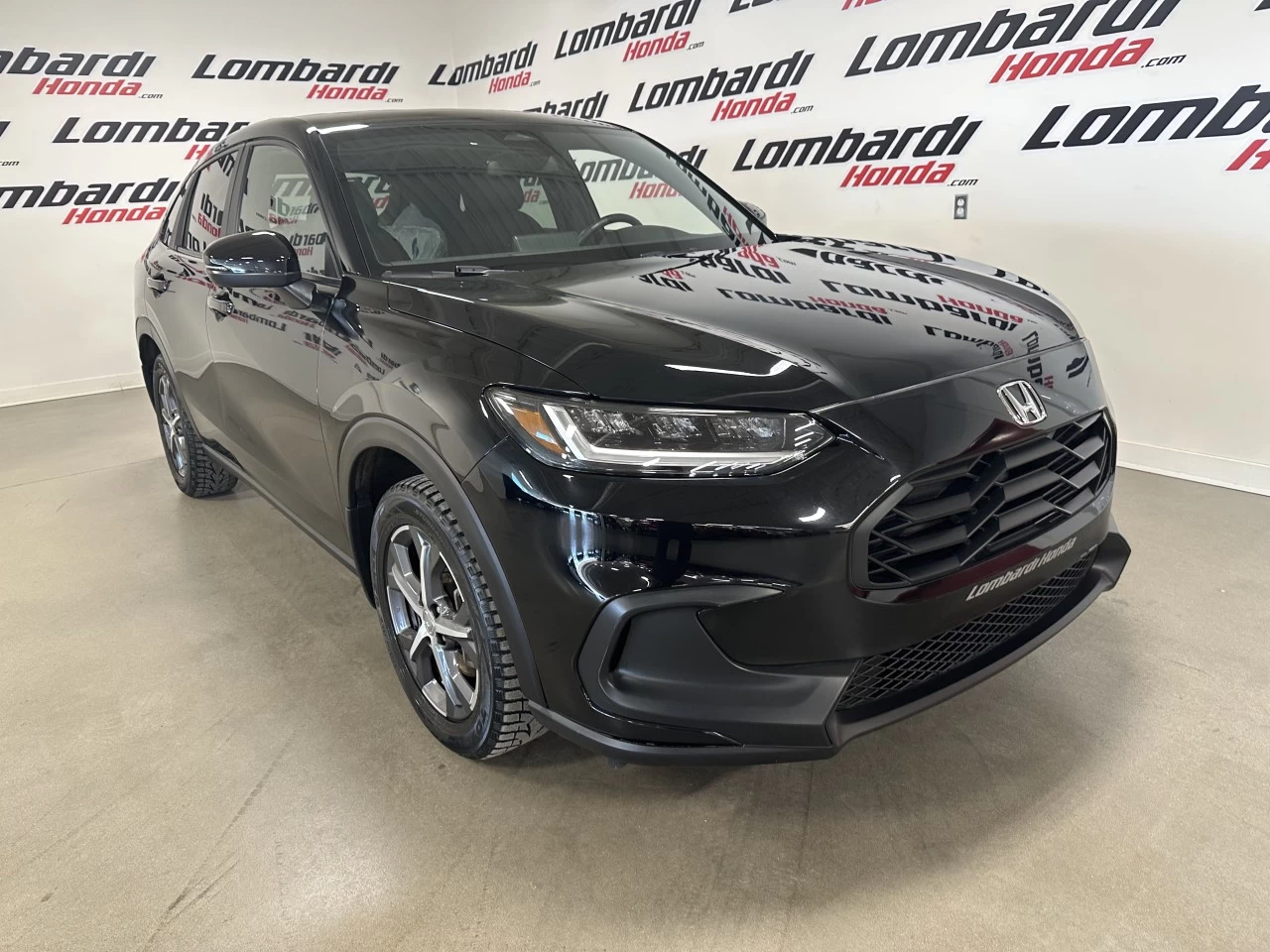 2023 Honda HR-V Sport https://www.lombardihonda.com/resize/b990ff35b810a3abc0cc817b2ca24889-1