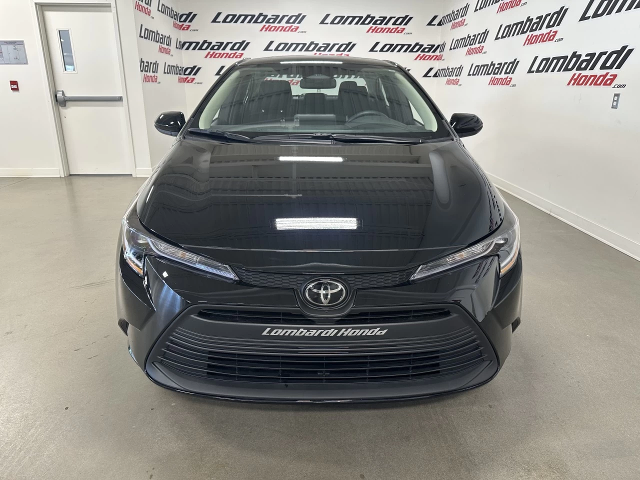 2024 Toyota Corolla
                                                    LE Main Image