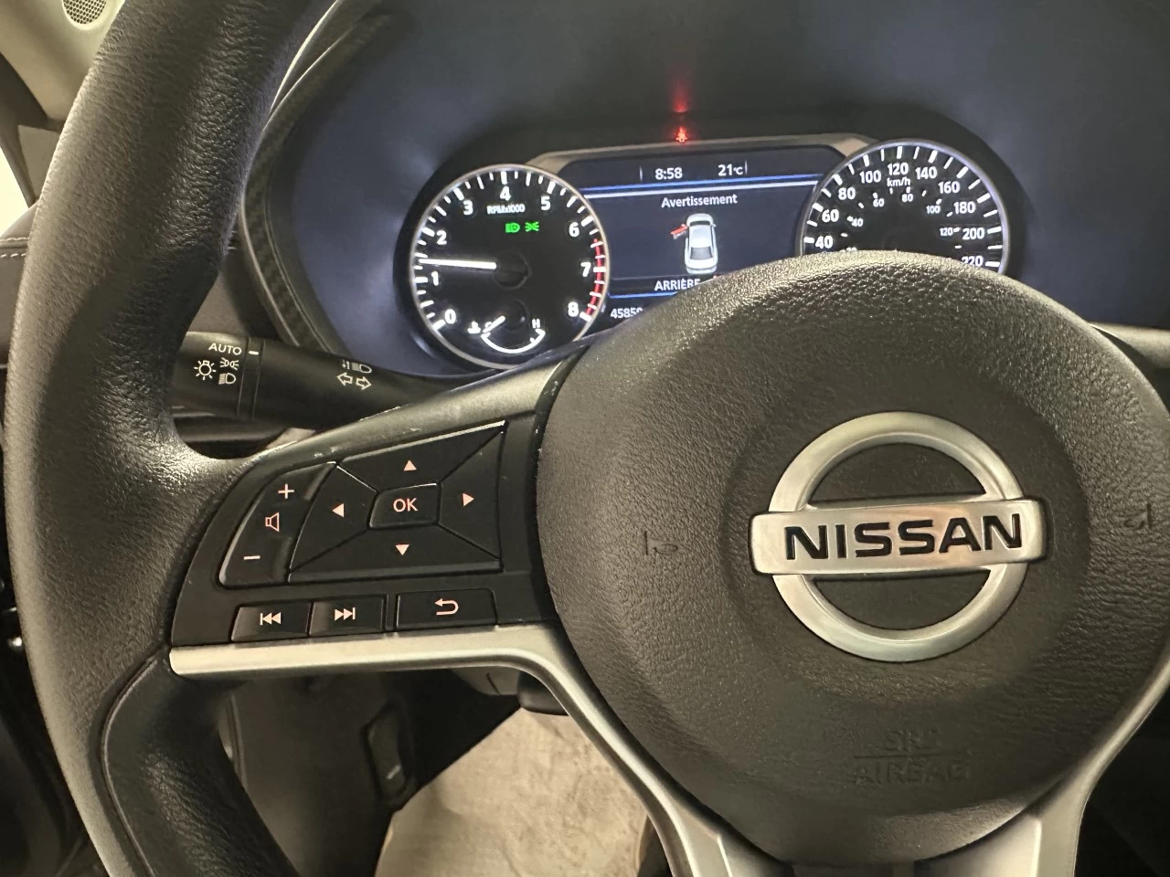 2023 Nissan Sentra SV Image principale