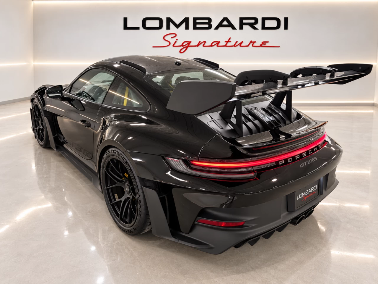 2025 Porsche 911 GT3 RS Main Image