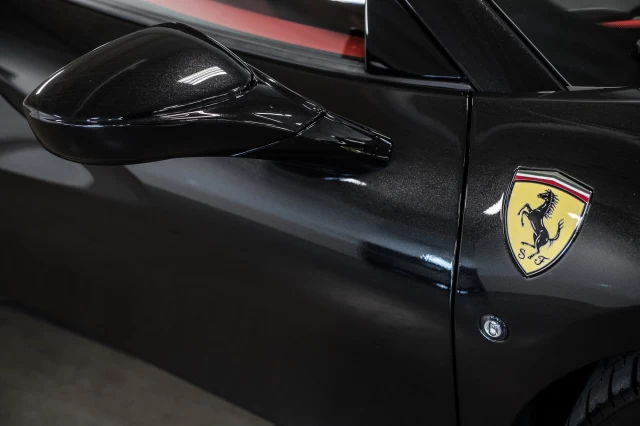 Ferrari F8 Spider  2021