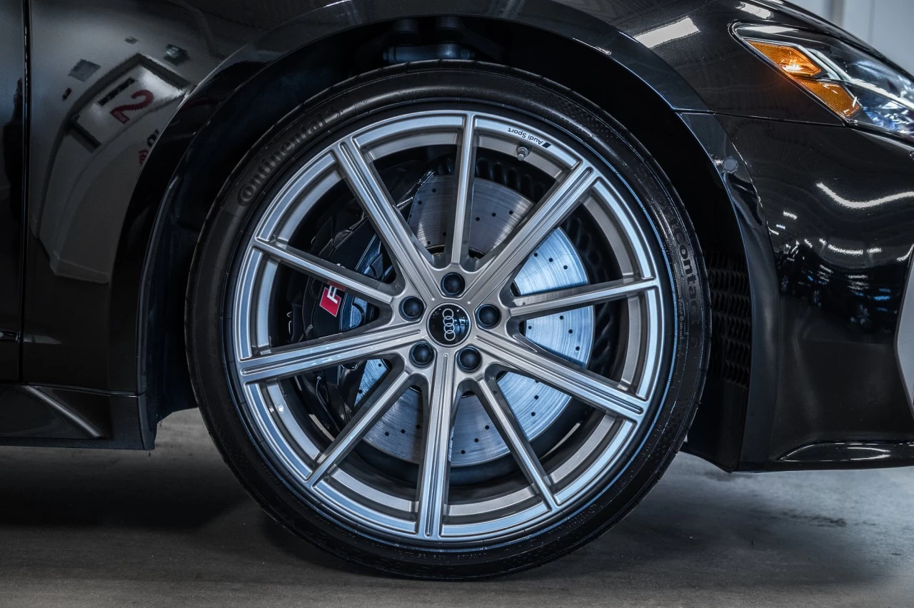 2024 Audi RS6 Performance Main Image