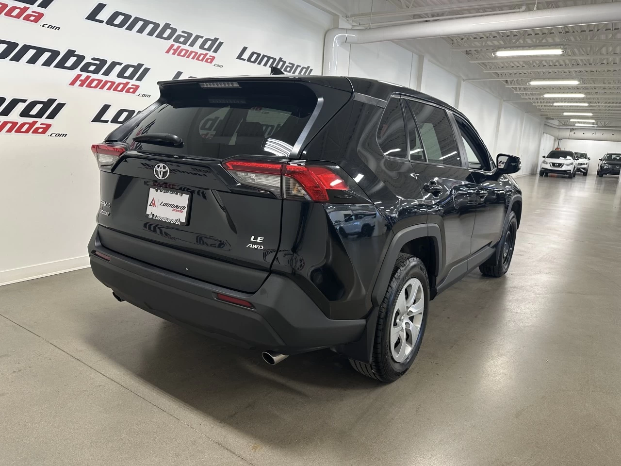 2022 Toyota RAV4 LE Main Image