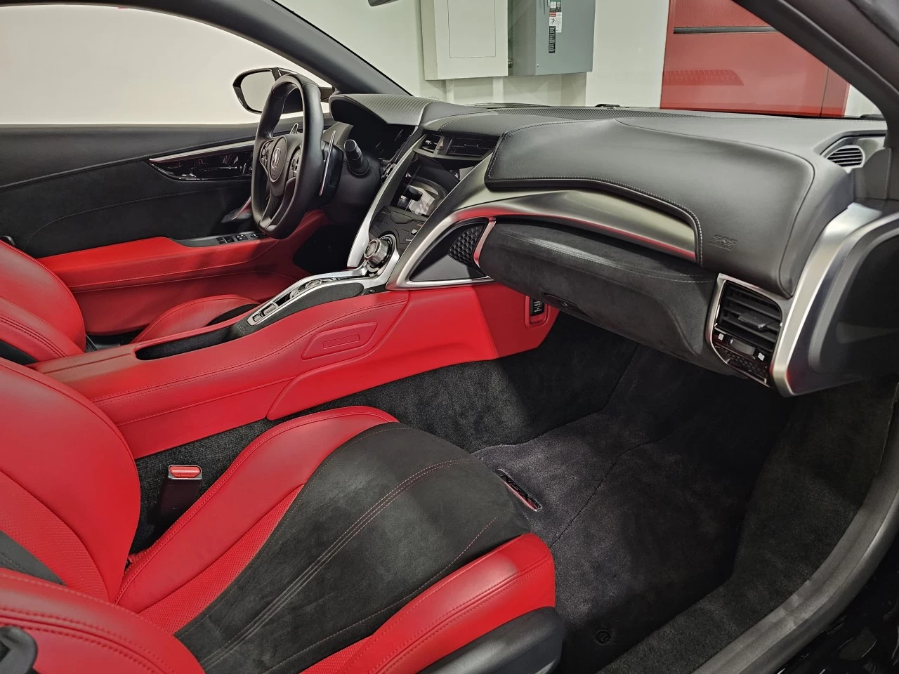 2017 Acura NSX FULL MAT PPF - FULL CARBONE - ORIGINAL - https://www.lombardihonda.com/resize/b990ff35b810a3abc0cc817b2ca24889-1