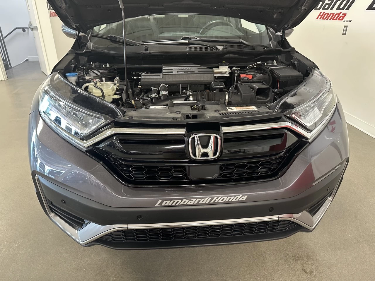 2022 Honda CR-V
                                                    Touring/Black Edition Main Image