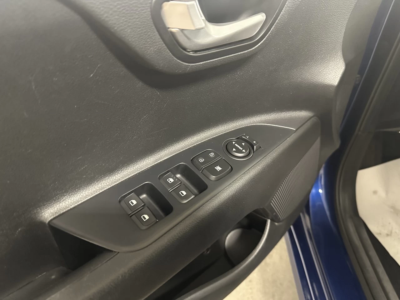 2020 Kia Rio LX+/EX https://www.lombardihonda.com/resize/b990ff35b810a3abc0cc817b2ca24889-1