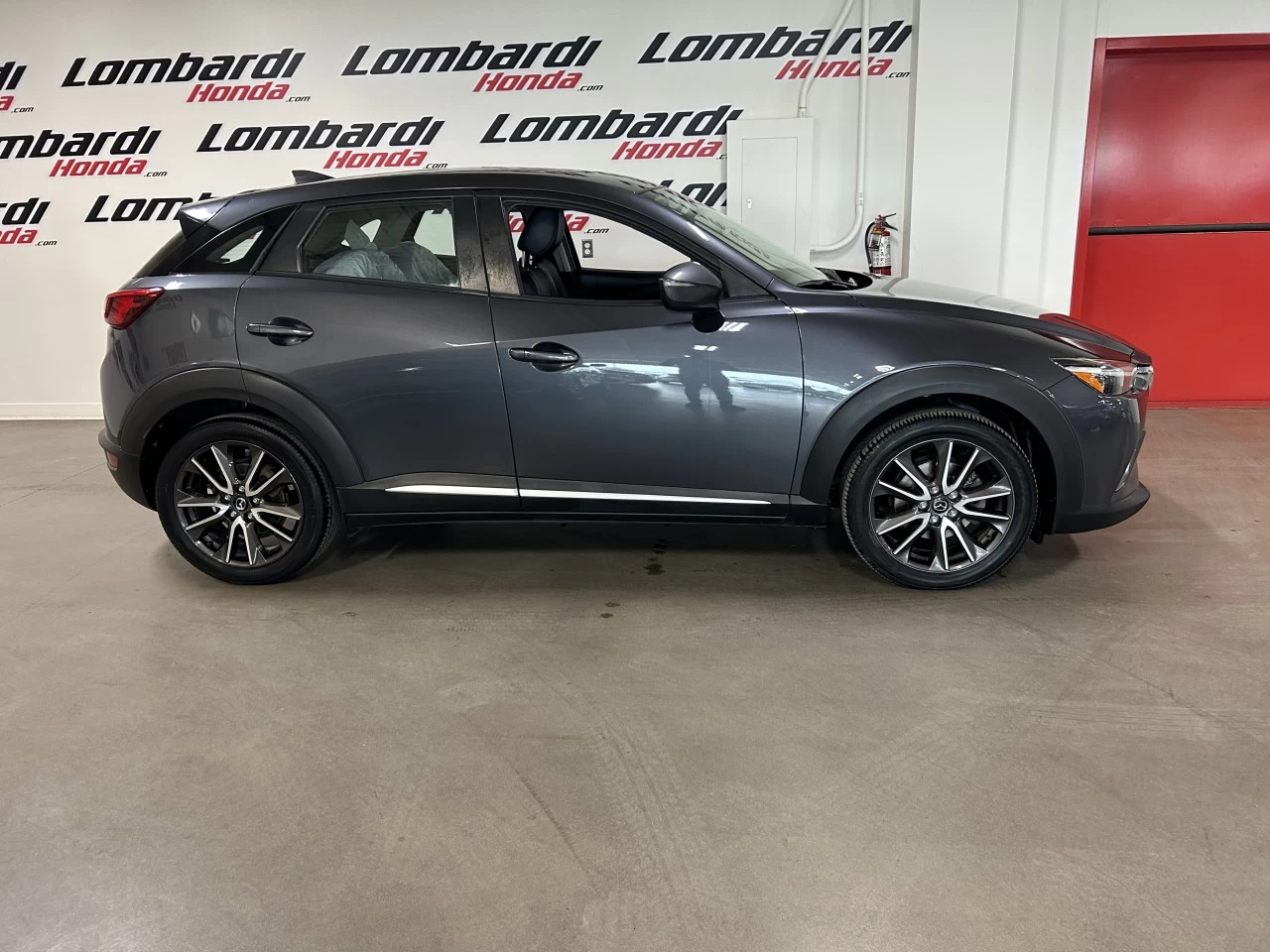 2017 Mazda CX-3
                                                    GT Main Image