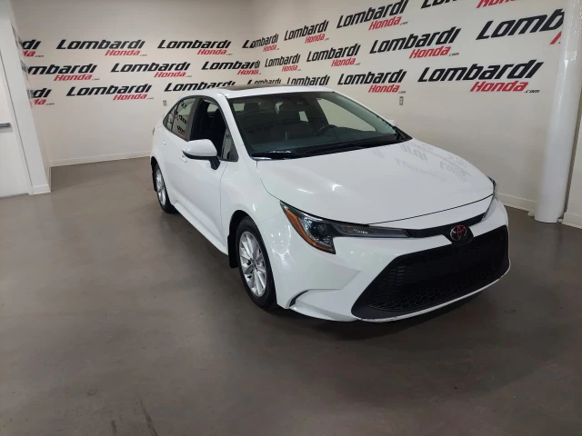 Toyota Corolla LE 2021