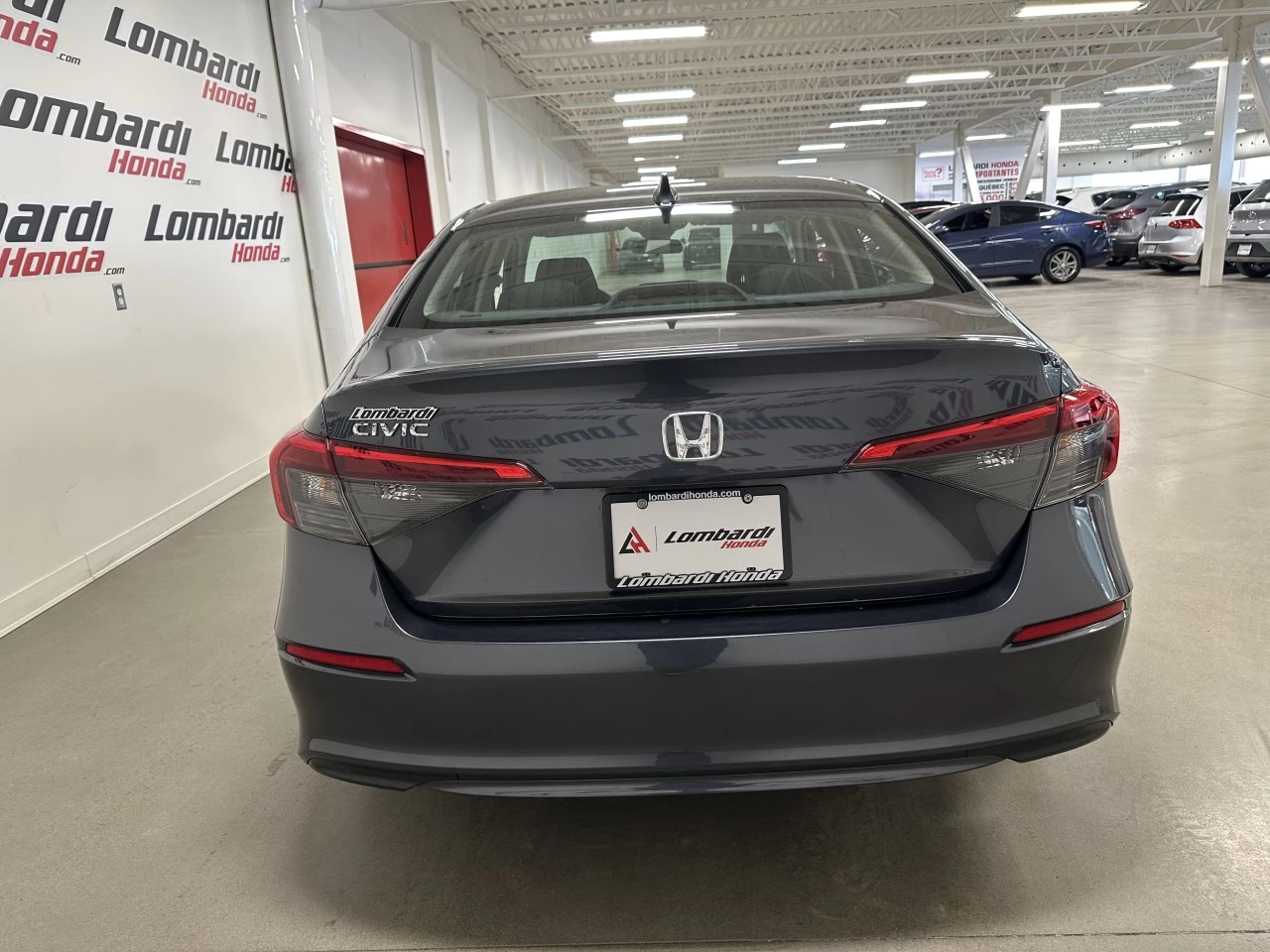 2022 Honda Civic LX Main Image