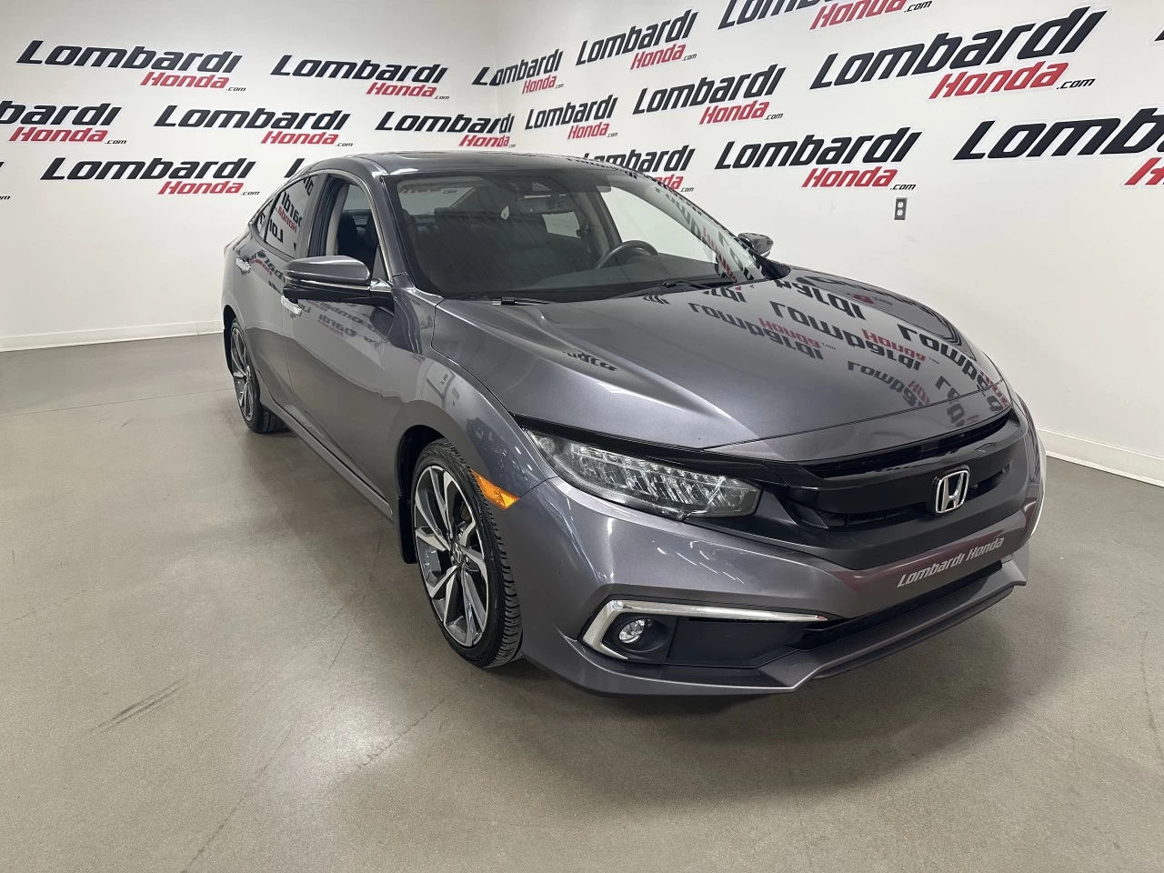 2020 Honda Civic Touring Main Image