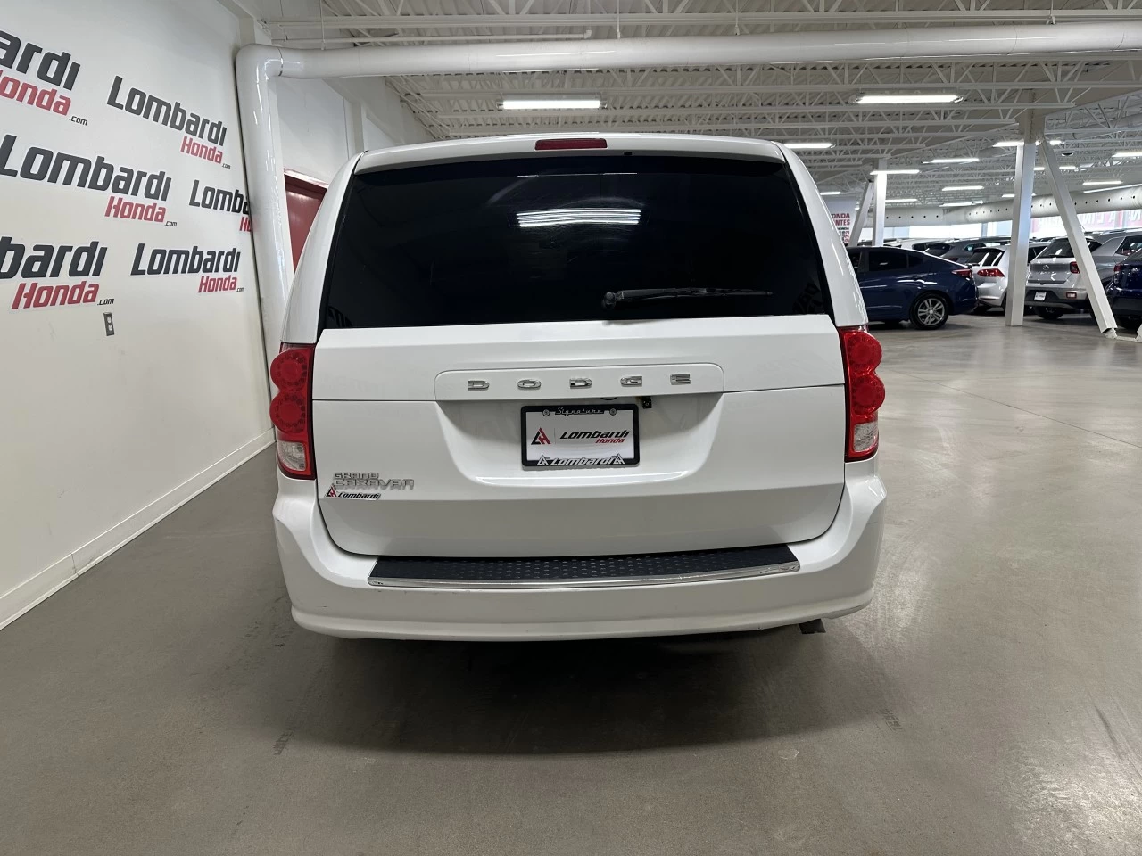 2017 Dodge Grand Caravan Canada Value Package Main Image