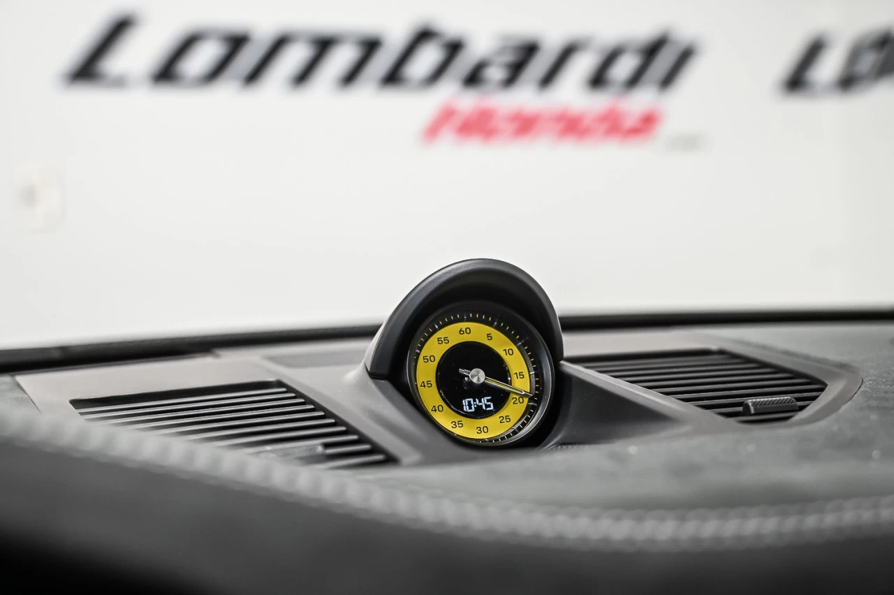 2024 Porsche 911 GT3 RS https://www.lombardihonda.com/resize/b990ff35b810a3abc0cc817b2ca24889-1