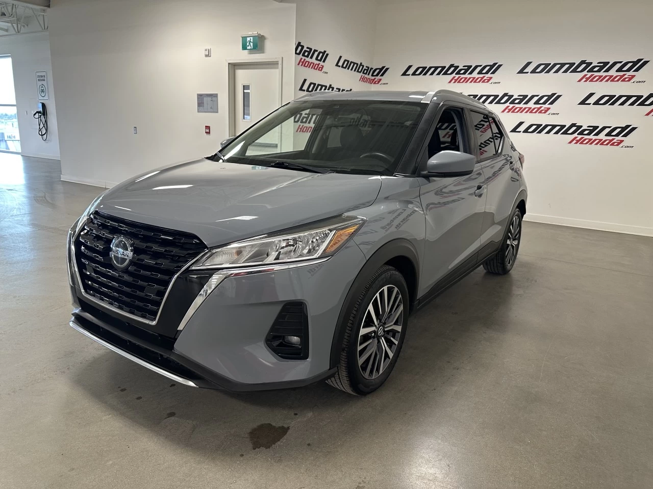 2021 Nissan Kicks
                                                    SV Main Image