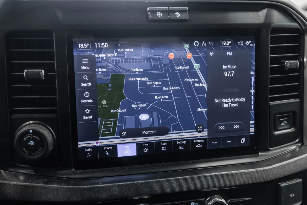 2025 Ford F-250 Platinum Main Image