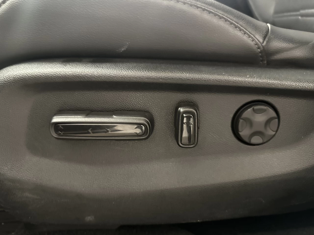 2020 Honda CR-V Touring/Black Edition Main Image