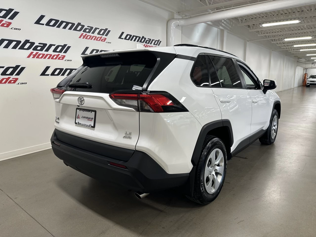 2020 Toyota RAV4 LE Main Image