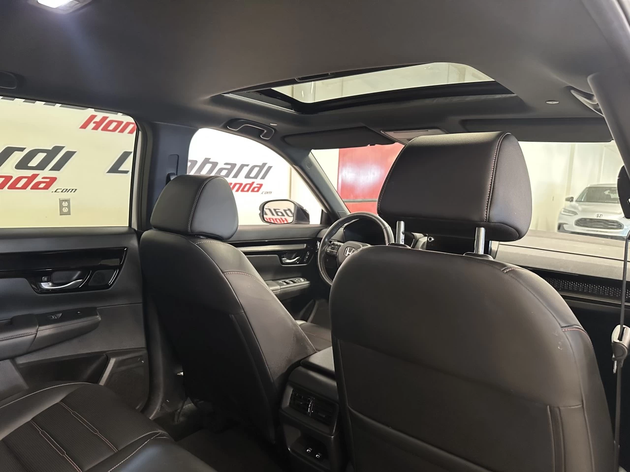 2023 Honda CR-V Touring Image principale