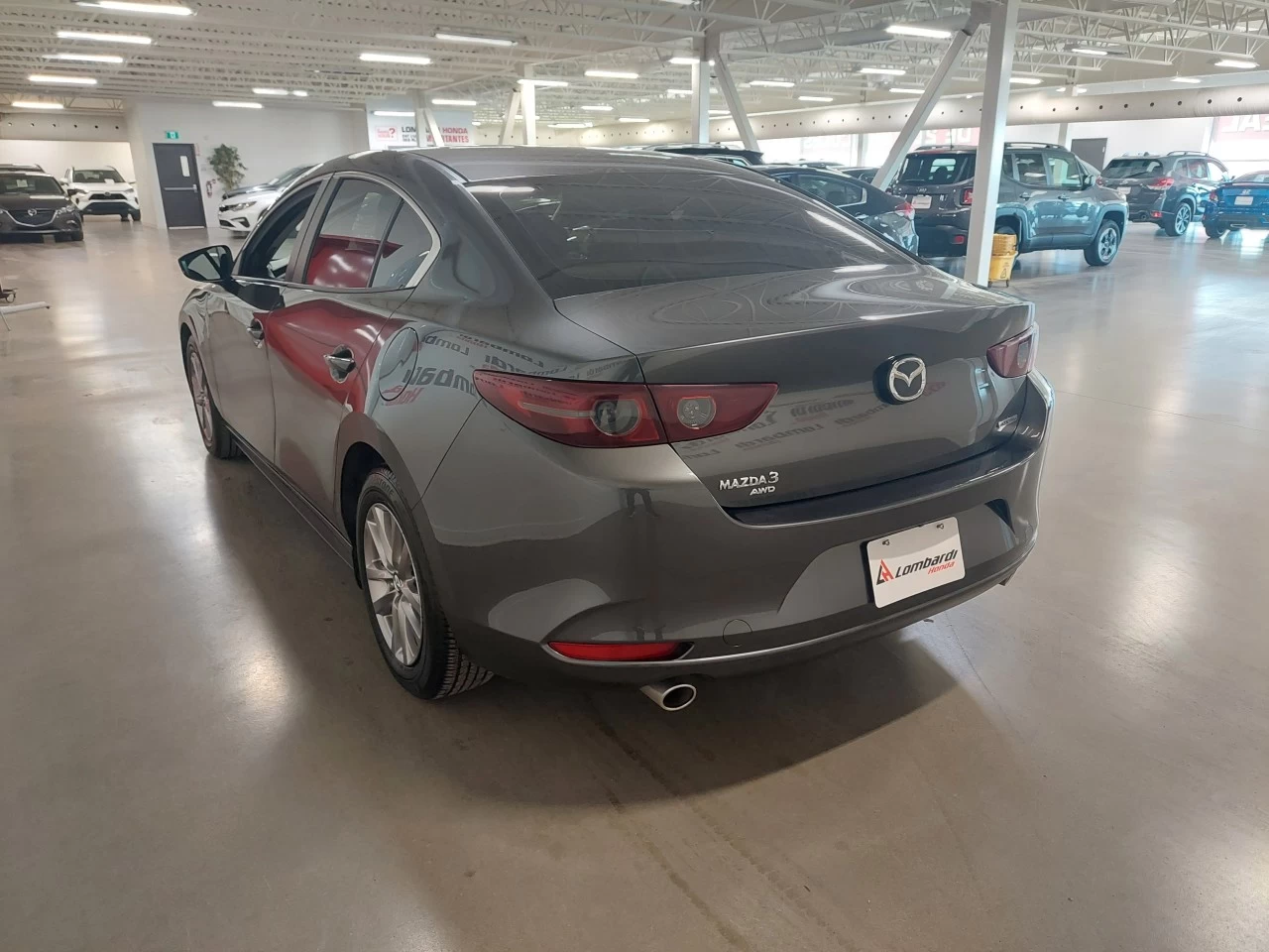 2019 Mazda 3
                                                    GS Main Image