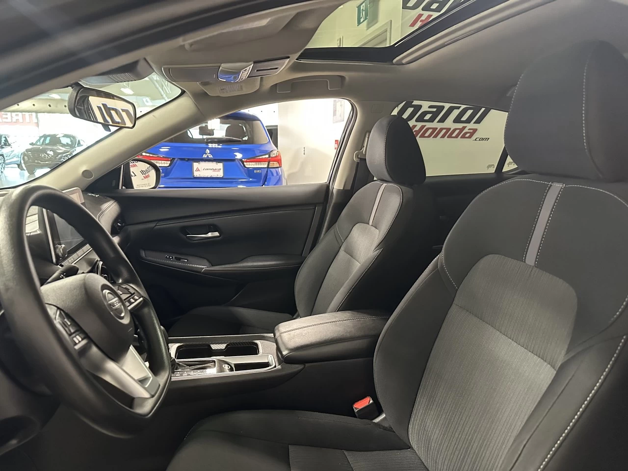 2023 Nissan Sentra SV Image principale