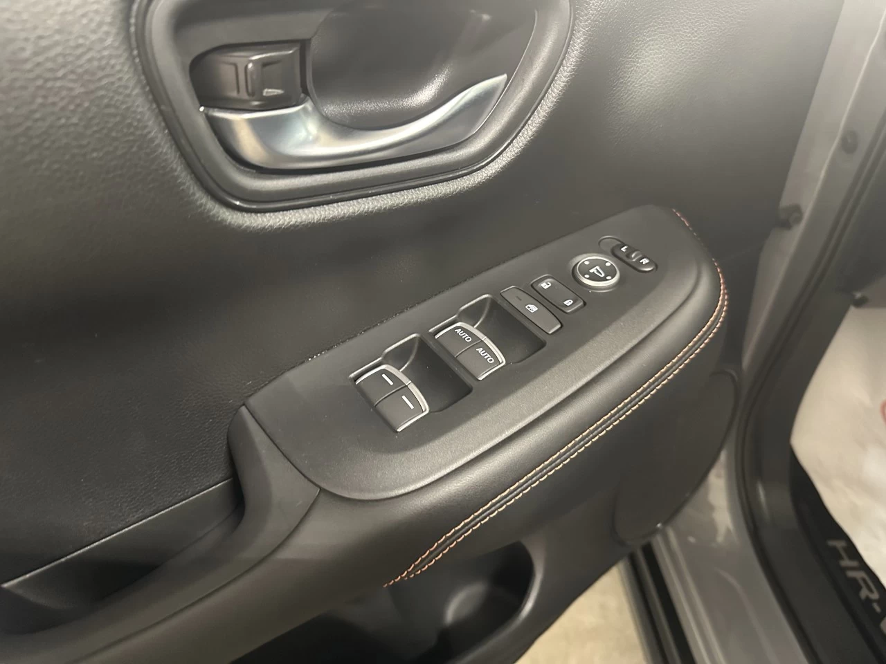 2023 Honda HR-V Sport https://www.lombardihonda.com/resize/b990ff35b810a3abc0cc817b2ca24889-1