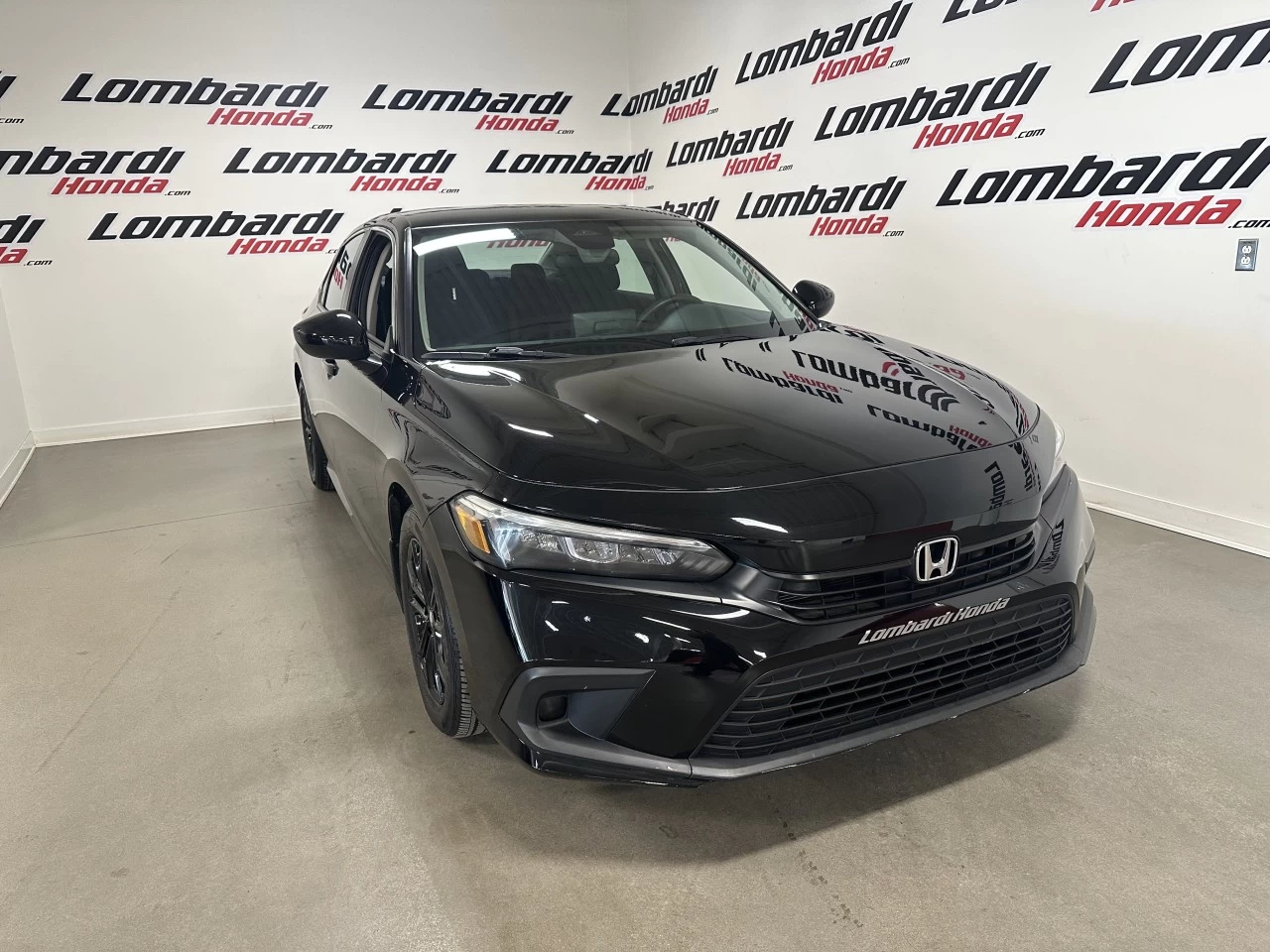 2022 Honda Civic LX Main Image