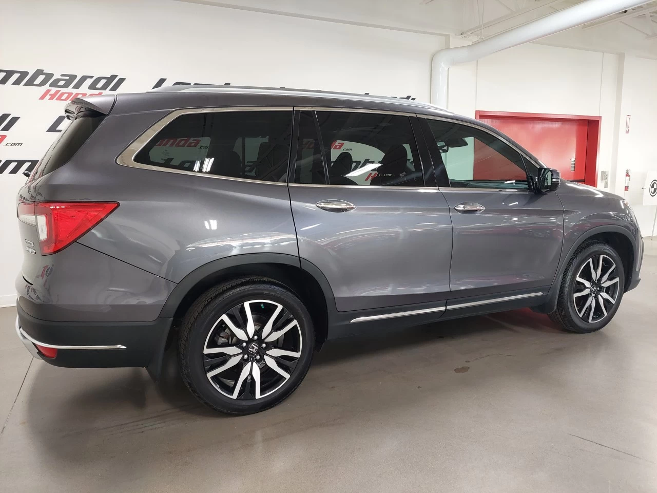 2020 Honda Pilot
                                                    Touring 7-Passenger Main Image