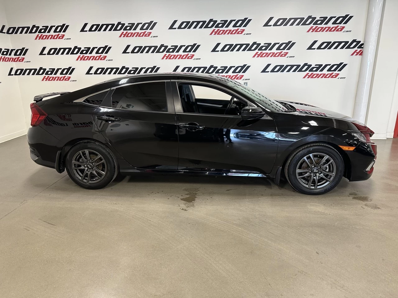 2020 Honda Civic LX https://www.lombardihonda.com/resize/b990ff35b810a3abc0cc817b2ca24889-1