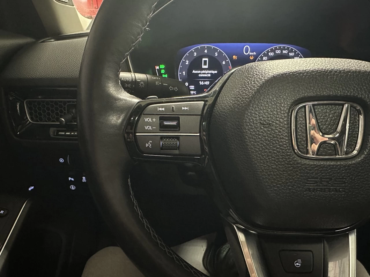2022 Honda Civic Touring https://www.lombardihonda.com/resize/b990ff35b810a3abc0cc817b2ca24889-1