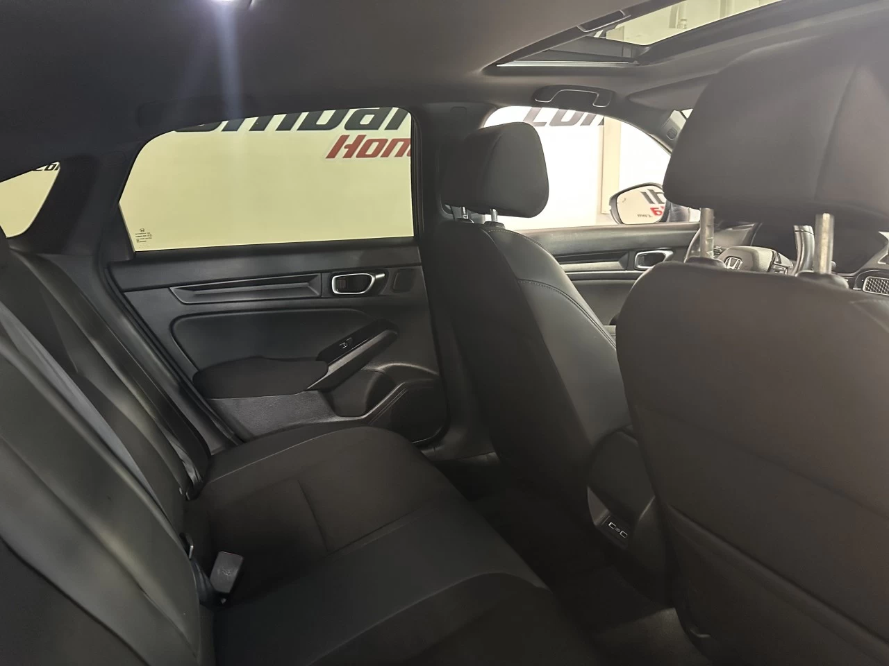 2022 Honda Civic
                                                    Sport Main Image