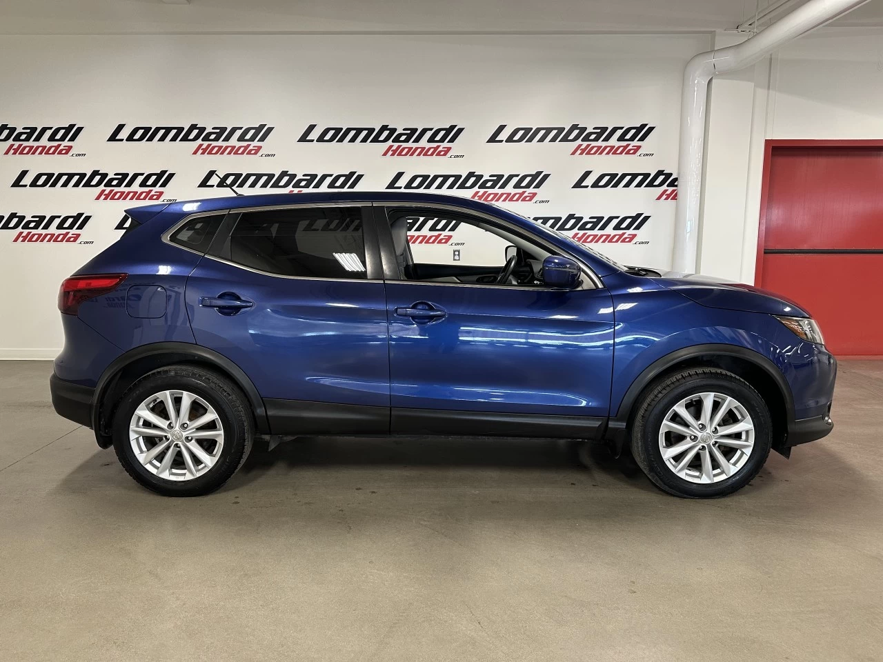 2018 Nissan Qashqai S https://www.lombardihonda.com/resize/b990ff35b810a3abc0cc817b2ca24889-1