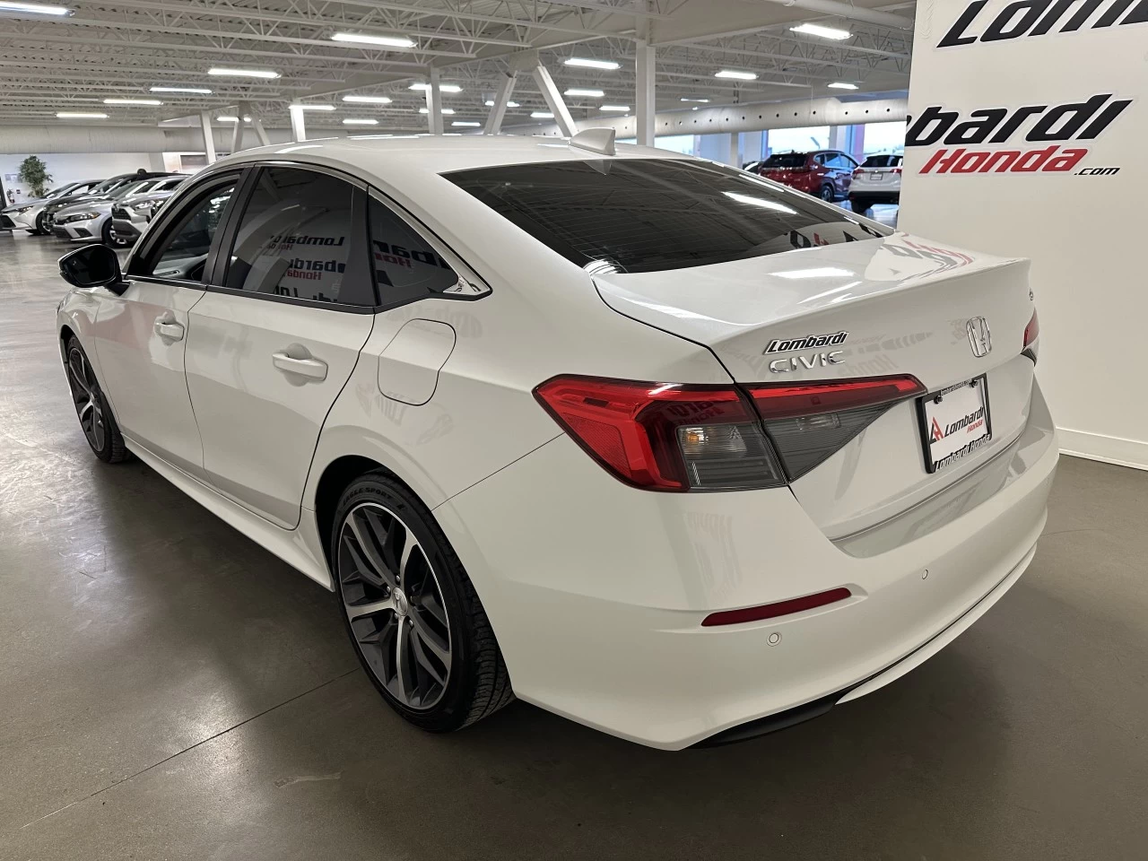 2023 Honda Civic
                                                    Touring Image principale