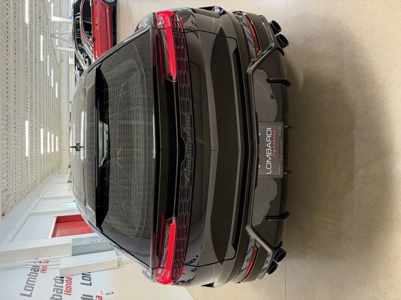 2026 Lamborghini Urus SE Image principale