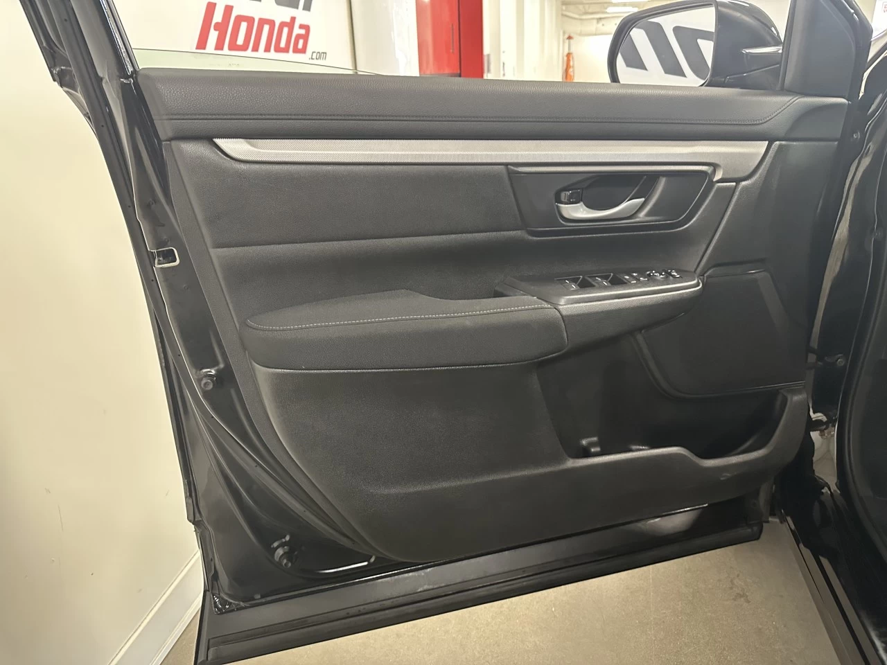 2021 Honda CR-V LX Main Image