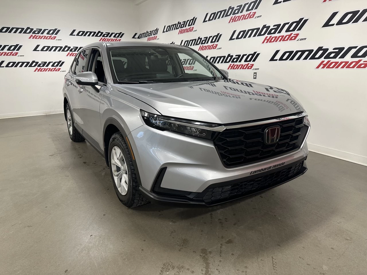 2024 Honda CR-V LX-B https://www.lombardihonda.com/resize/b990ff35b810a3abc0cc817b2ca24889-1