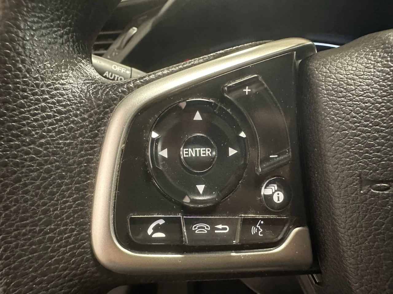 2019 Honda Civic LX Image principale