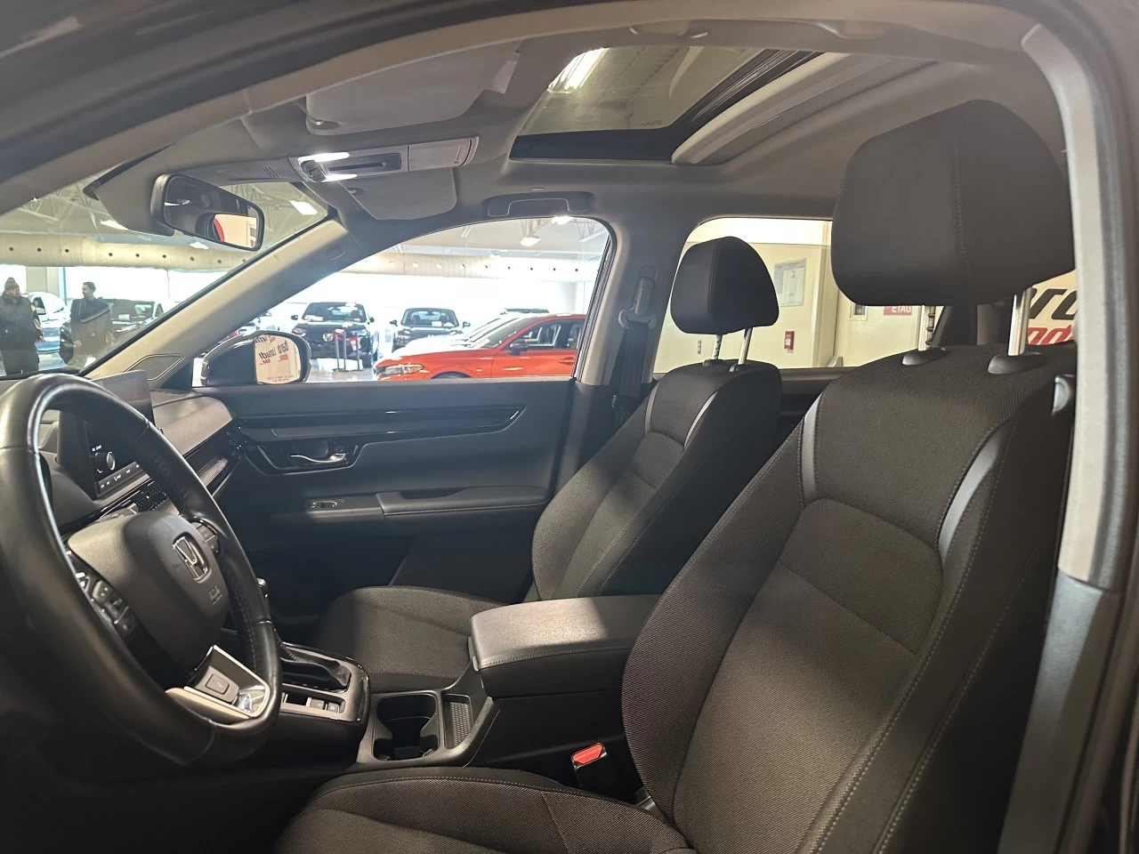 2025 Honda CR-V
                                                        Sport Image principale