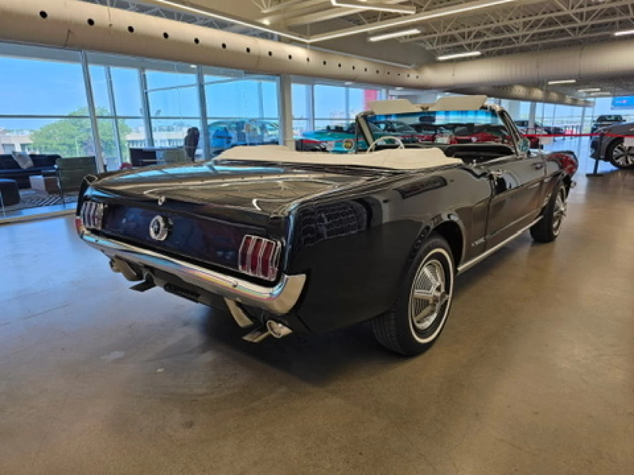 1965 Ford Mustang Ford Mustang Convertible Image principale