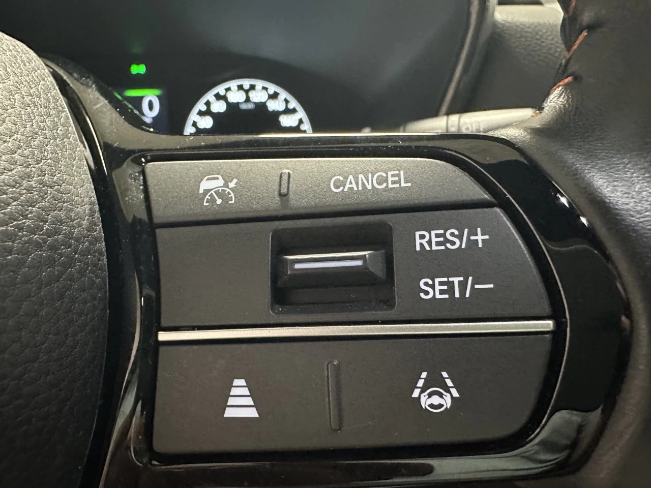 2024 Honda CR-V Touring Main Image
